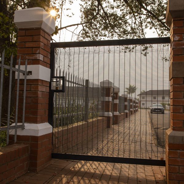 custom Gates